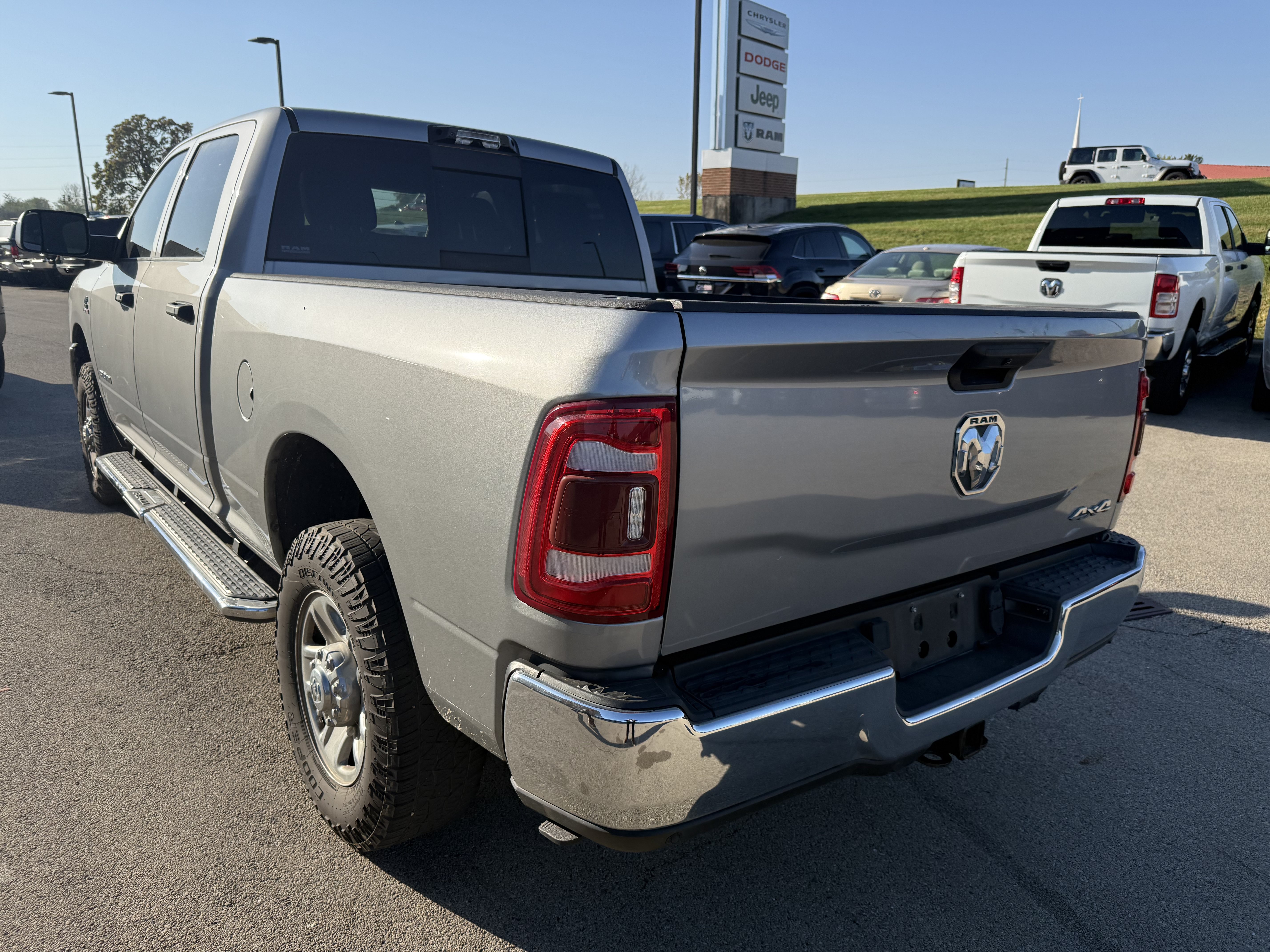 Used 2022 RAM 3500 Tradesman w/ Safety Group AWD/4WD image 9