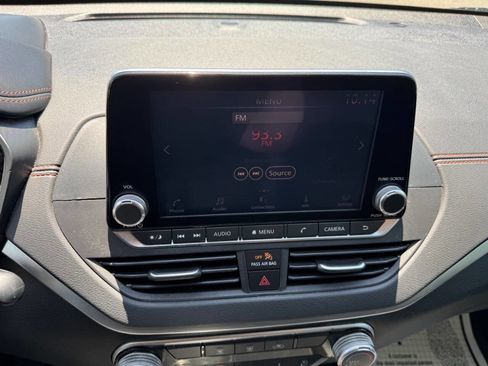 Used 2019 Nissan Altima 2.5 SR FWD image 19