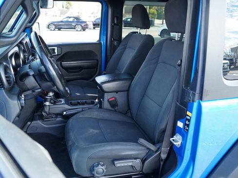 Used 2021 Jeep Wrangler Sport S image 7