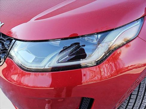 New 2025 Land Rover Discovery Sport S image 30