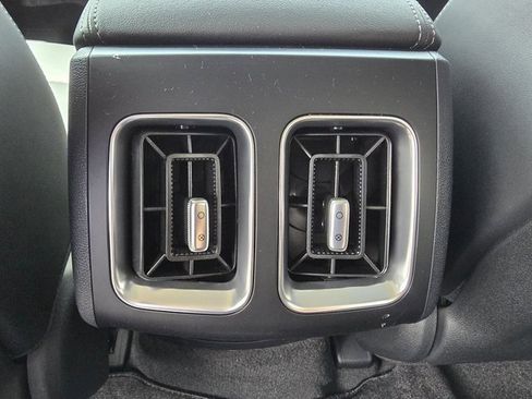 Used 2025 Kia Sorento S w/ Panoramic Sunroof Package image 12