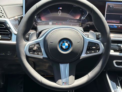 Used 2026 BMW X5 xDrive50e w/ M Sport Package AWD/4WD image 12