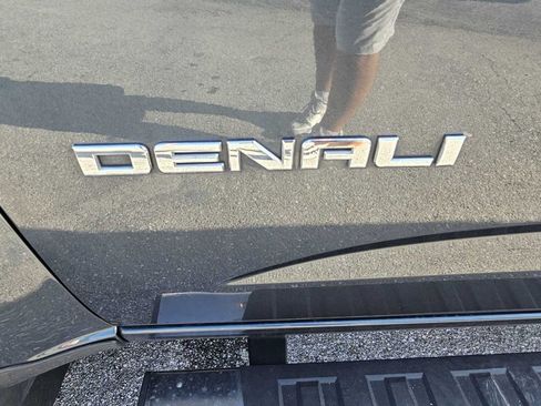 Used 2020 GMC Canyon Denali AWD/4WD image 19
