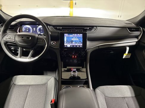 New 2026 Jeep Grand Cherokee L Laredo AWD/4WD image 10