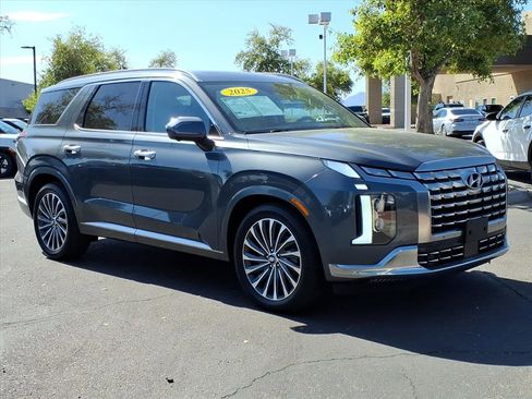 Used 2025 Hyundai Palisade Calligraphy image 7