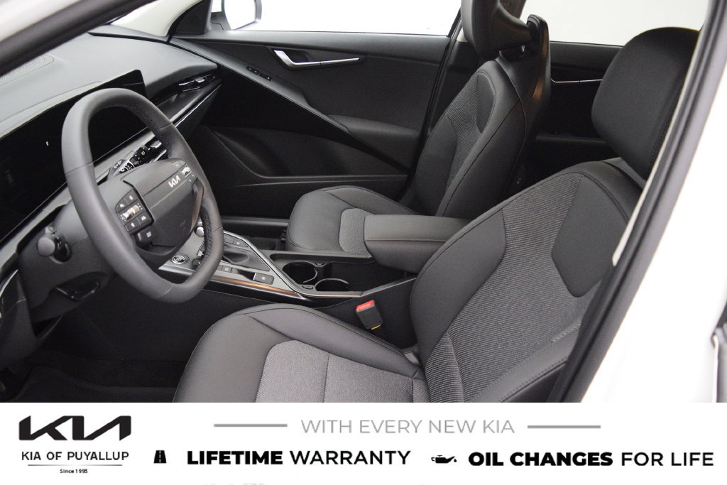 New 2027 Kia Niro LX FWD image 10
