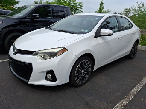 Used 2014 Toyota Corolla S FWD image 3