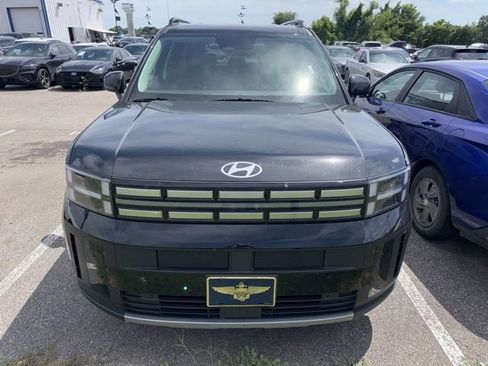 Used 2024 Hyundai Santa Fe SEL FWD image 3