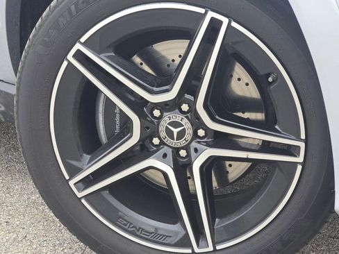 Used 2026 Mercedes-Benz GLS 450 4MATIC image 10