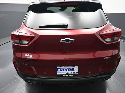 Used 2023 Chevrolet TrailBlazer RS w/ Sun and Liftgate Package image 32