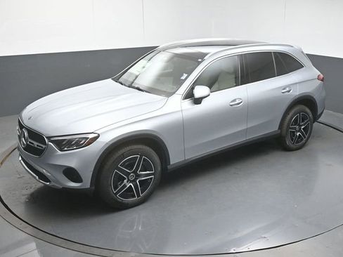 New 2026 Mercedes-Benz GLC 300 image 45