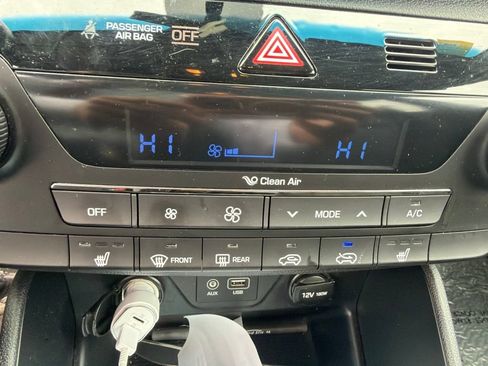 Used 2017 Hyundai Tucson Limited w/ Cargo Package AWD/4WD image 11