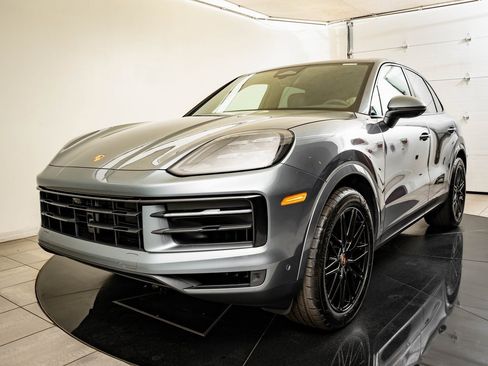 New 2026 Porsche Cayenne image 51