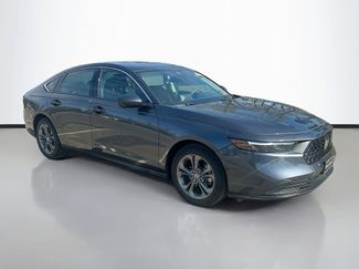 Used 2023 Honda Accord EX video 1