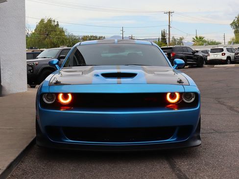 Used 2018 Dodge Challenger SRT Hellcat RWD image 17