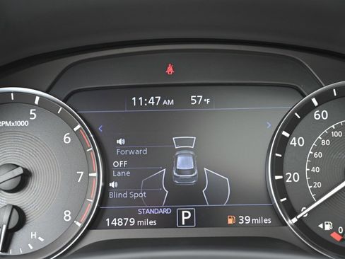 Used 2023 INFINITI QX50 Luxe AWD/4WD image 26