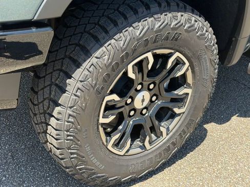 New 2026 Chevrolet Silverado 1500 ZR2 AWD/4WD image 9