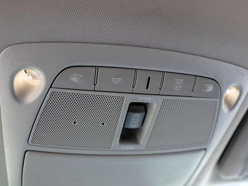 Used 2018 Nissan Murano SL w/ Moonroof Package AWD/4WD image 32