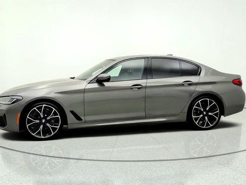Used 2022 BMW 530i w/ M Sport Package RWD image 8