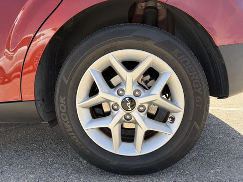 Used 2022 Kia Soul LX w/ Technology Package image 22