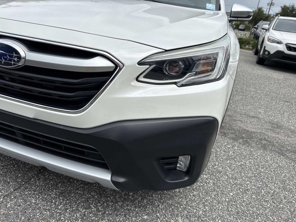 Used 2022 Subaru Outback Touring XT AWD/4WD image 10