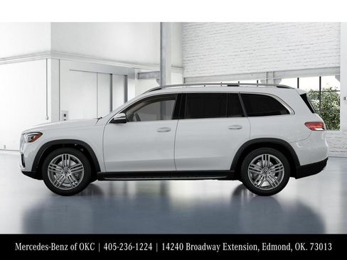 Used 2026 Mercedes-Benz GLS 450 GLS 450 image 34