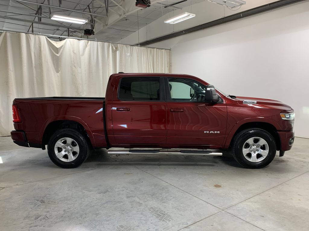 Used 2025 RAM 1500 Big Horn AWD/4WD image 11