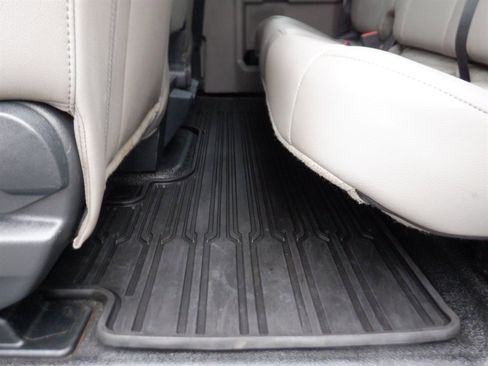 Used 2022 Ford F250 XL w/ Power Equipment Group image 10