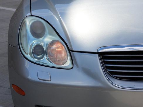 Used 2005 Lexus SC 430 Convertible image 27