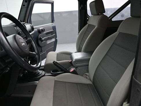 Used 2008 Jeep Wrangler X image 17
