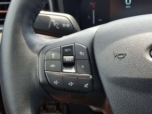 Certified 2025 Ford Maverick Lariat w/ 4K Tow Package AWD/4WD image 20