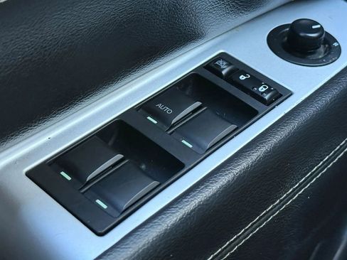 Used 2017 Jeep Compass Latitude image 21