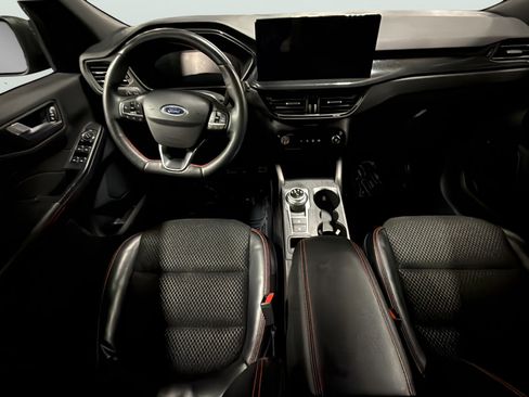 Used 2024 Ford Escape ST-Line w/ Tech Pack #1 FWD image 14