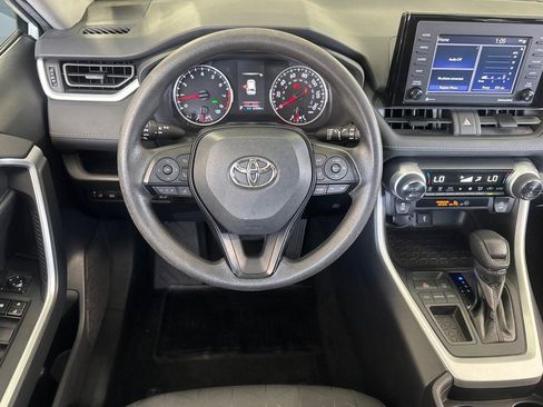 Used 2021 Toyota RAV4 XLE w/ Convenience Package FWD image 30