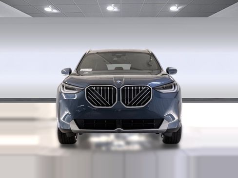 Used 2026 BMW X3 xDrive30i w/ Premium Package AWD/4WD image 5