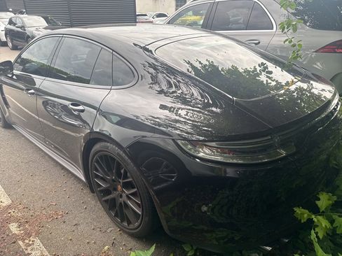 Certified 2023 Porsche Panamera GTS AWD/4WD image 9