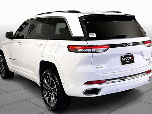 Used 2023 Jeep Grand Cherokee Overland image 12