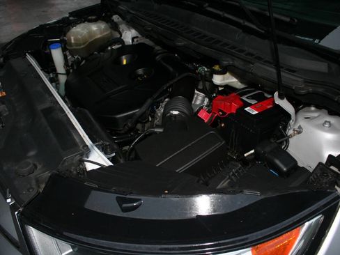 Used 2018 Ford Edge SEL image 21