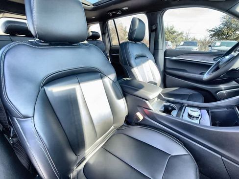 New 2026 Jeep Grand Cherokee Limited RWD image 14