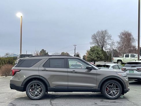 New 2026 Ford Explorer ST w/ Sun And Sound Package image 2