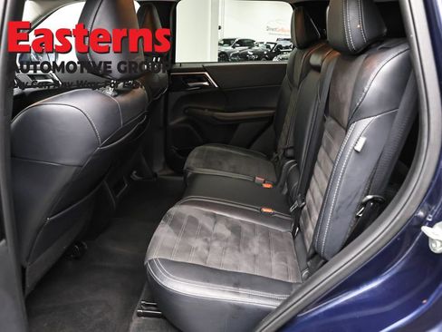 Used 2024 Mitsubishi Outlander SE FWD image 21