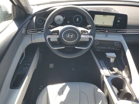 New 2026 Hyundai Elantra Limited image 9