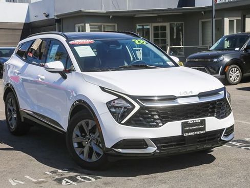 Certified 2023 Kia Sportage SX image 2