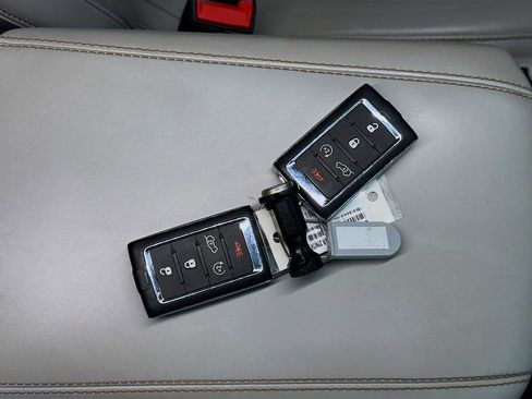 Used 2021 Jeep Grand Cherokee L Overland AWD/4WD image 35
