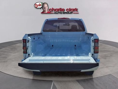 Used 2024 Nissan Frontier PRO-4X w/ Off-Road Protection Package AWD/4WD image 9