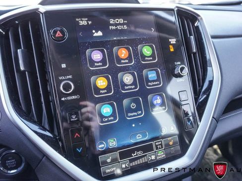 Used 2024 Subaru Ascent Limited image 38