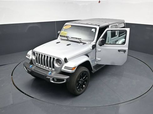 Used 2023 Jeep Wrangler Unlimited Sahara w/ Cold Weather Group AWD/4WD image 41