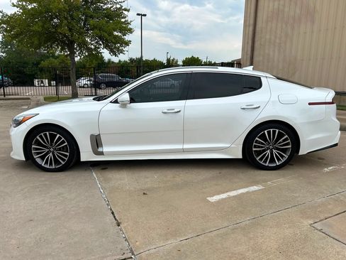 Used 2018 Kia Stinger Premium RWD image 8