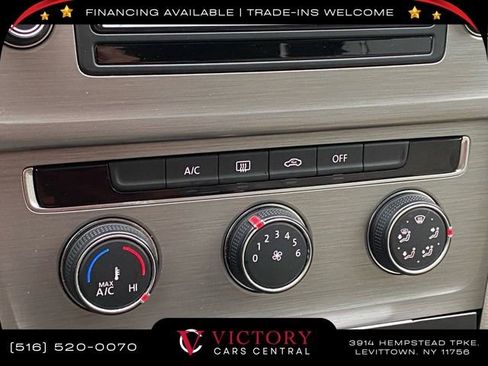 Used 2015 Volkswagen Golf S image 28