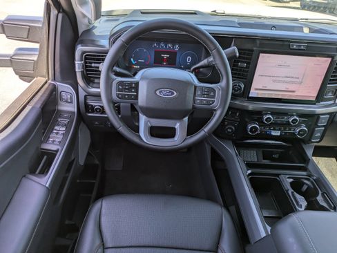 Used 2026 Ford F350 Lariat w/ Lariat Ultimate Package AWD/4WD image 15